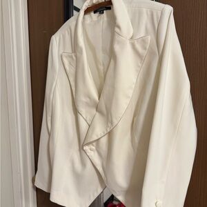 Elegant Winter White Crepe, Lined, 3-pc Suit with Wide-Legged Pants/Flared Skirt